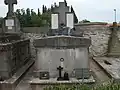 La tombe d'Antoine Gayraud au cimetière d'Alzonne.