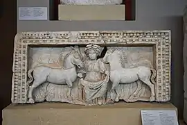 Epona, patronne des chevaux. Déesse celtique, peut-être introduite à Thessalonique par Galère.