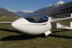 ASW28-18"D-6822" dans la vallée d'Aoste