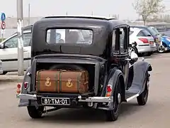 Ascot avec compartiment roue de secours (12/4)