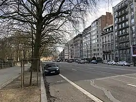 Image illustrative de l’article Avenue Émile De Mot