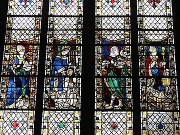 Photo d'un détail de la baie 47 figurant des saints