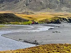 Débouché de la rivière Moby-Dick dans la Baie Américaine