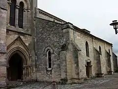 Église Saint-Pierre.