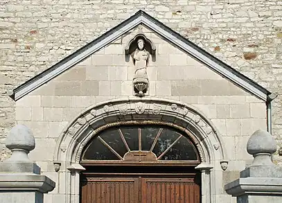 L'arc en anse de panier.