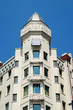 Détail de la tourelle d'angle.