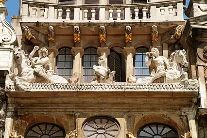 Terrasse du 3e étage.