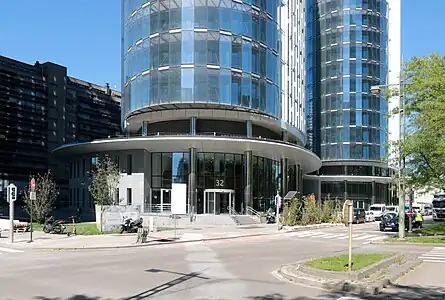 L'entrée de la Tour Allianz.
