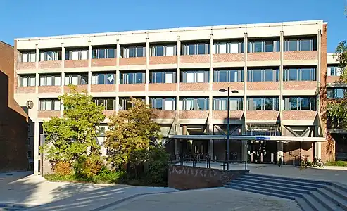 Bâtiment Mercator (1973)(Place Louis Pasteur).