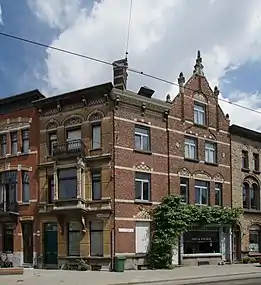 Berchem, Waterloostraat 65 (à gauche) et Guldenvliesstraat 60 (à droite) (1903).