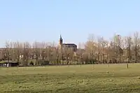 Panorama du village depuis la vallée de l'Oise.