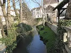 Bièvre entre la rue des Deux-Ponts et la rue du Petit-Bièvre.