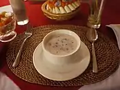 Bubur ketan hitam avec du lait de coco à Bali.