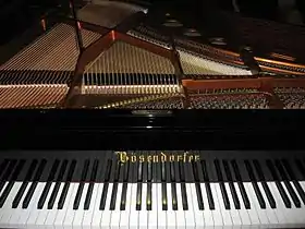 Piano Bösendorfer 185
