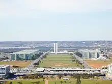 Vue des ministères, du Congrès national et de la cathédrale.