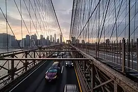 La circulation sur le pont.