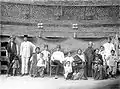 Un chef Batak Toba et sa famille vers 1900