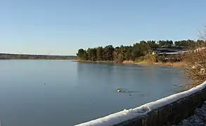 Le réservoir de Réaltor, vue partielle côté Calas.