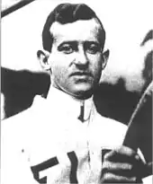 Photo en portrait de Caleb Bragg.