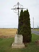 Autre calvaire à proximité du cimetière.