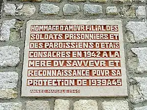 Monument de la Vierge Marie, plaque commémorative de 1949, année mariale.