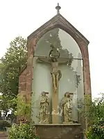 Calvaire (1507) au no 135 Inscrit MH (1930)