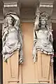 Cariatides de l'immeuble du no 12 boulevard Carnot