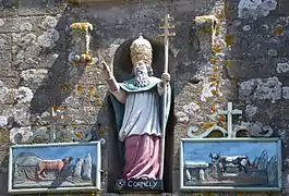 Niche de façade abritant la statue.