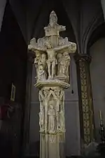 Croix de cimetière, 16e siècle.