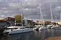 Catamarans de tourisme, du bassin des chalutiers.