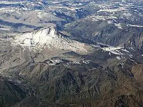 Vue aérienne du volcan.