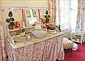 Château de Breteuil. Table de toilette au XIXe siècle.