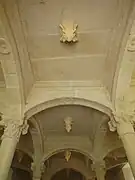 Détails d'un des caissons Renaissance de la voûte.