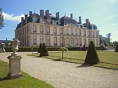Façade nord du château.