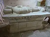 Enfeu d'un seigneur du Dresnay.