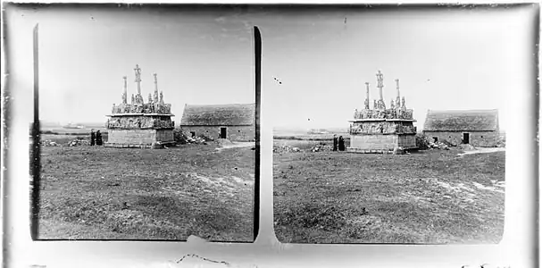 Calvaire de Tronoën en stéréoscopie par Gaston Bouzanquet.