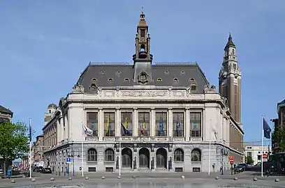 Hôtel de ville de Charleroi (Belgique) dont le beffroi est inscrit au patrimoine de l'Unesco.
