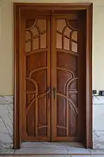 Portes intérieures vues du hall.