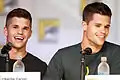 Max et Charlie Carver, interprètes des jumeaux Porter et Preston Scavo dans la série télévisée Desperate Housewives, et des jumeaux Aiden et Ethan Steiner dans la série télévisée Teen Wolf.