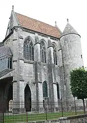 La chapelle Saint-Piat, vue du sud-ouest.