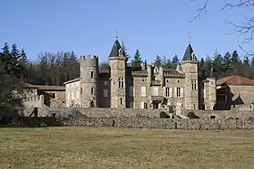 Le château de Crozat.