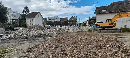  Destruction de la chapelle, vu coté parc du Souvenir.