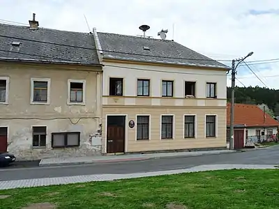 Chlistov : la mairie.