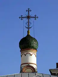 Église des trois Saints Hiérarques de Moscou, couverture de coupole en lemekh.