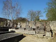 Quelques vieilles concessions.