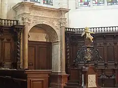 Ancien tombeau du chancelier Jean Carondelet et de Marguerite de Chassey son épouse (milieu du XVIe siècle).