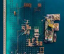 Construction d'un quai en eau profonde pour recevoir les porte-conteneurs à Novorossiïsk. Juillet 2018.