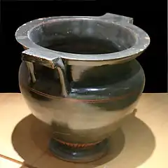 Cratères à colonnettes