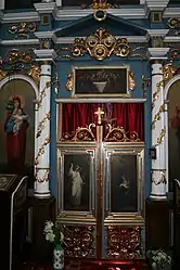 Détail des « portes royales ».