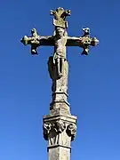 La croix du cimetière.